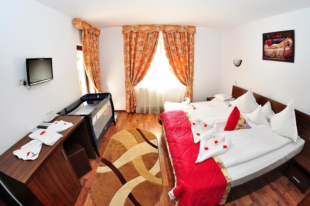 Roua Voronetului Hotel Gura Humorului Buitenkant foto