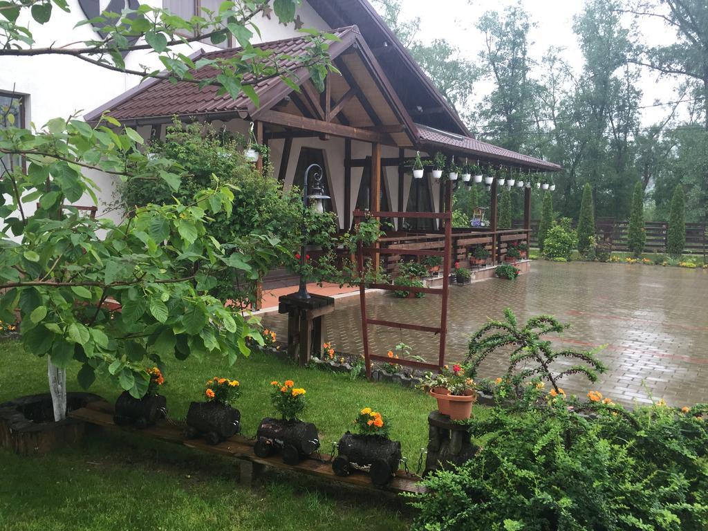 Roua Voronetului Hotel Gura Humorului Buitenkant foto